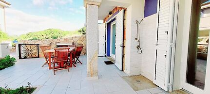 Whiteblue House con Giardino