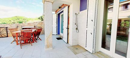 Whiteblue House con Giardino