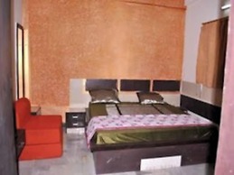 Goroomgo Viren Holiday Home Agra