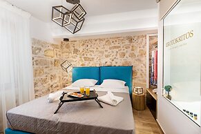 Erotokritos Luxury City Suites