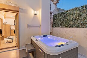 Erotokritos Luxury City Suites