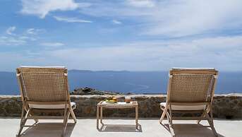 White Rock Suites & Villas