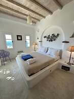White Rock Suites & Villas