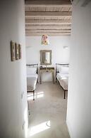 White Rock Suites & Villas