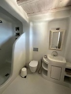 White Rock Suites & Villas