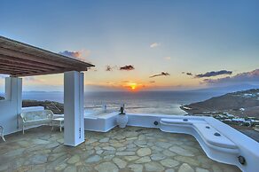 White Rock Suites & Villas