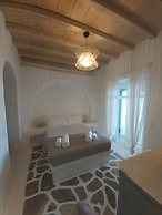 White Rock Suites & Villas