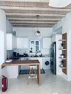 White Rock Suites & Villas