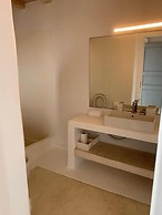 White Rock Suites & Villas