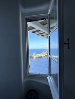 White Rock Suites & Villas