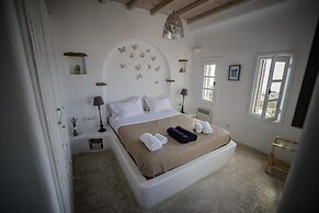 White Rock Suites & Villas