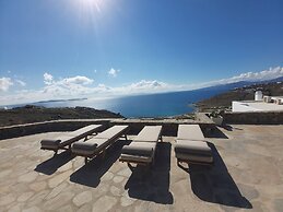 White Rock Suites & Villas