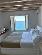 White Rock Suites & Villas