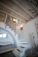 White Rock Suites & Villas