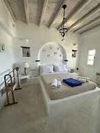 White Rock Suites & Villas