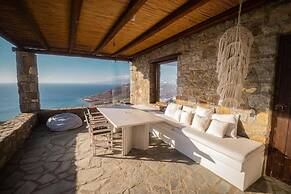 White Rock Suites & Villas