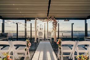 Corendon Apartments Amsterdam Schiphol Airport Hotel