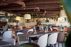 Corendon Apartments Amsterdam Schiphol Airport Hotel