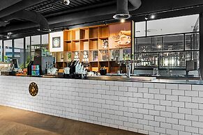 Corendon Apartments Amsterdam Schiphol Airport Hotel