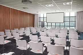 Corendon Apartments Amsterdam Schiphol Airport Hotel