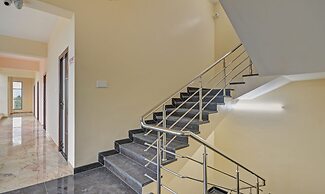 Treebo Everest Residency Tidel Park