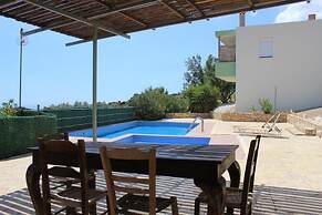 Paterakis Studio's Triopetra