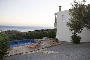 Paterakis Studio's Triopetra