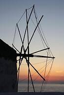 Starlight Luxury Studios