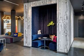 Aloft Florence