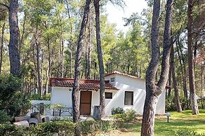 Family Villa in Sani - Sleeps 6 - Parking - Wifi