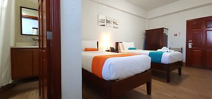 Voyager Sun & Reef Hotel