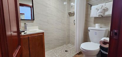 Voyager Sun & Reef Hotel