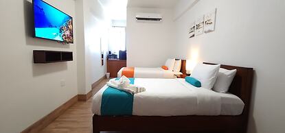 Voyager Sun & Reef Hotel