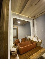 RCH Luxury Hotel & Pool