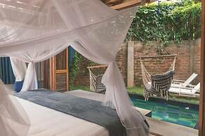 RCH Luxury Hotel & Pool