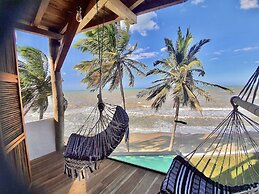 RCH Luxury Hotel & Pool