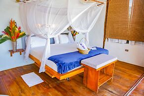 RCH Luxury Hotel & Pool