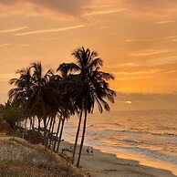 RCH Luxury Hotel & Pool