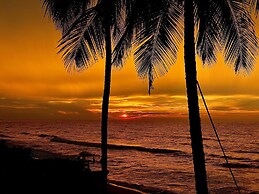 RCH Luxury Hotel & Pool