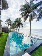 RCH Luxury Hotel & Pool