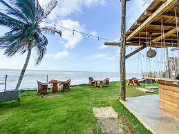 RCH Luxury Hotel & Pool