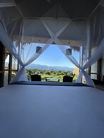 RCH Luxury Hotel & Pool