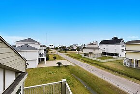 4513alldckdoutpbnh - All Decked Out