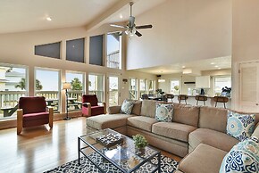 4513alldckdoutpbnh - All Decked Out