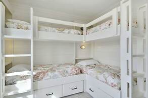 4516bchsdehvnsvnh - Beachside Haven