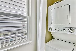 Betsy's Beachfront Cottage