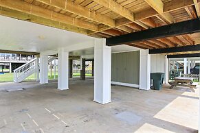 Betsy's Beachfront Cottage