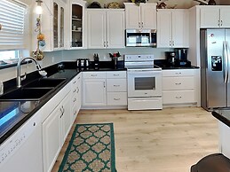 4514bishbchbhnh - Bishop's Beach