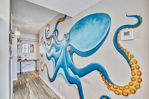 By the Sea Resort 210 - The Blue Octopus