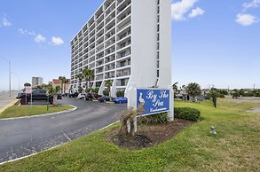 By the Sea Resort 807-seaside Retreat